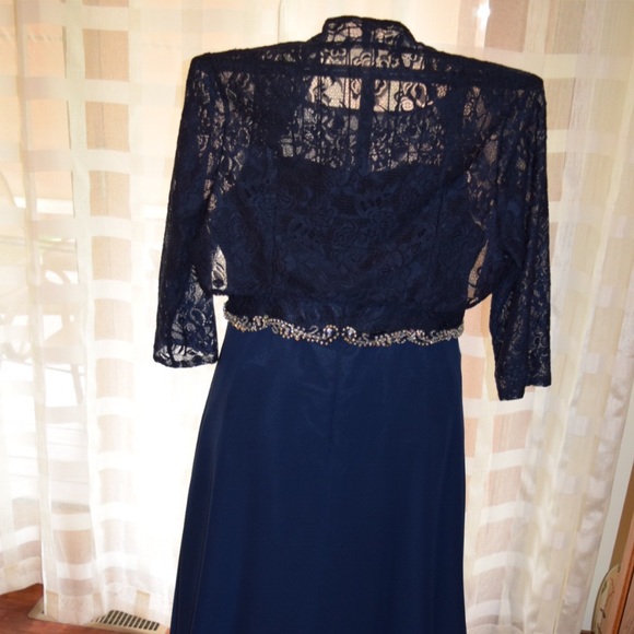 COPY - Mothers gown or evening gown/lace balero jacket - Picture 4 of 6
